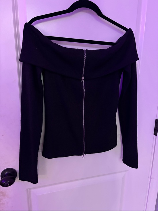 Noisy may Tops - Noisy May Black Off-Shoulder Zip Front Top